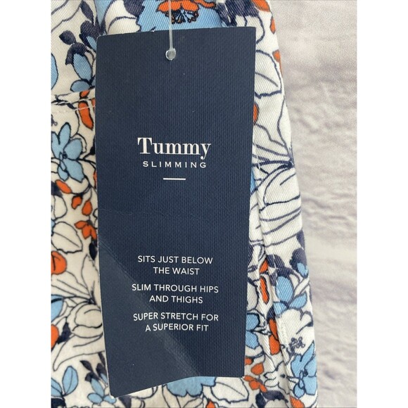 Charter Club Women’s NWT Tummy Slimming Floral Print Bristol Capri Pants Size 12 - Picture 4 of 8